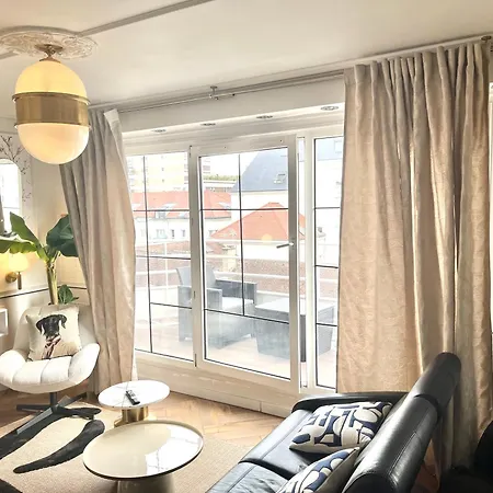 Appartement Le Boudoir De Longchamp à Suresnes Extérieur photo