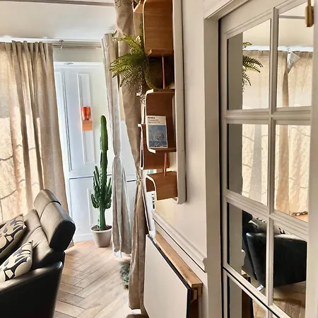 Appartement Le Boudoir De Longchamp à Suresnes Extérieur photo