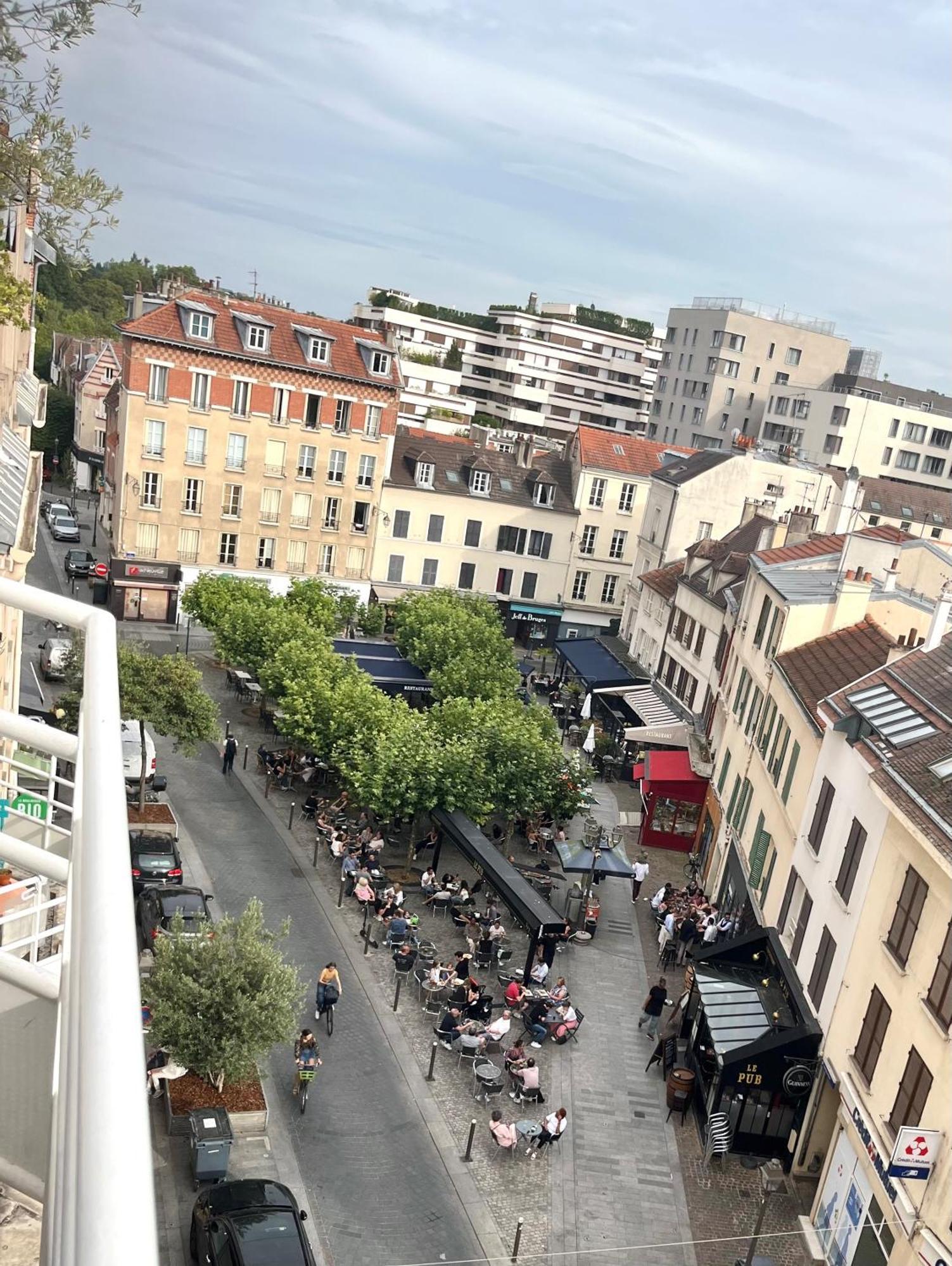 Le Boudoir De Longchamp Apartment Suresnes