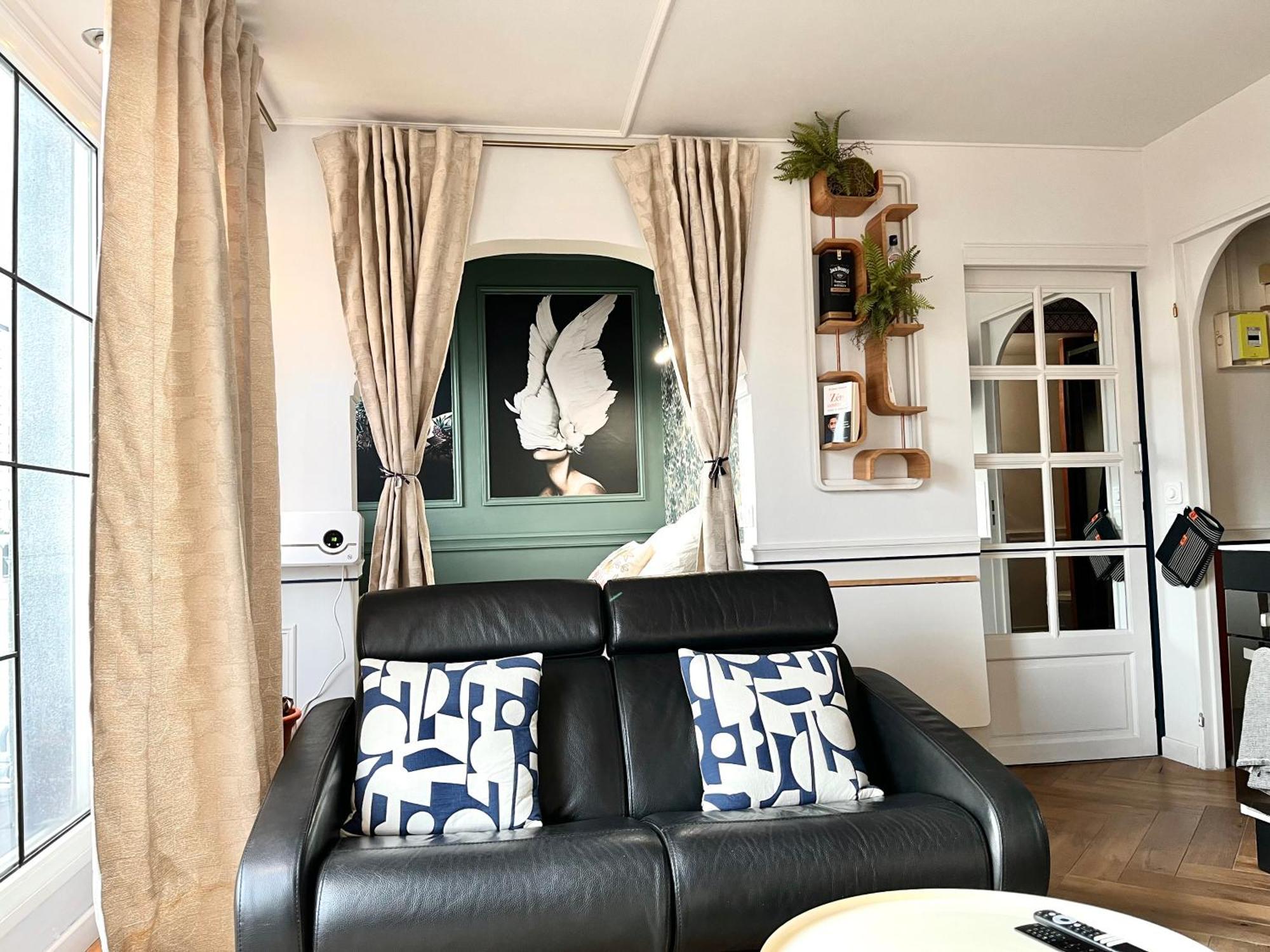 Le Boudoir De Longchamp * Suresnes